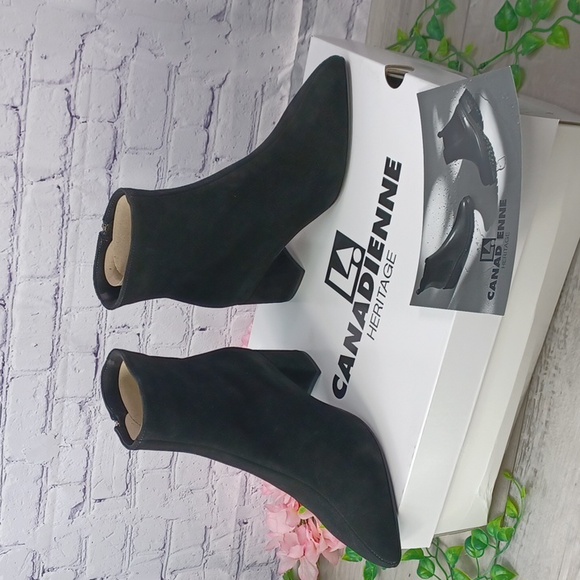 La Canadienne Suede Hero Boot  NIB - Picture 1 of 13